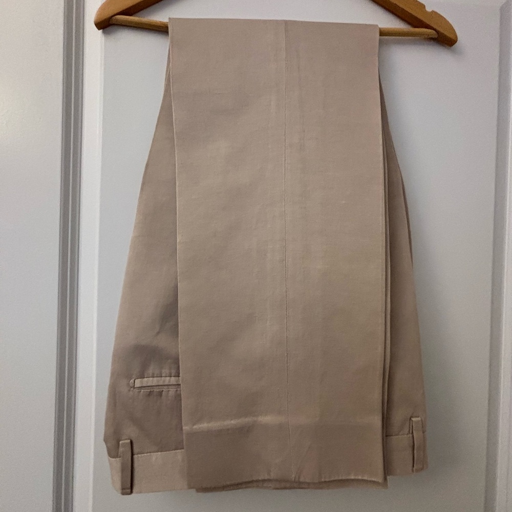 Salvatore Ferragamo Men’s Linen-Blend Dress Pants – Size 48